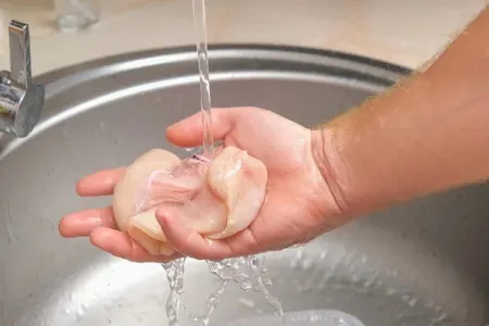 Əti bişirməzdən əvvəl yumaq lazımdır?