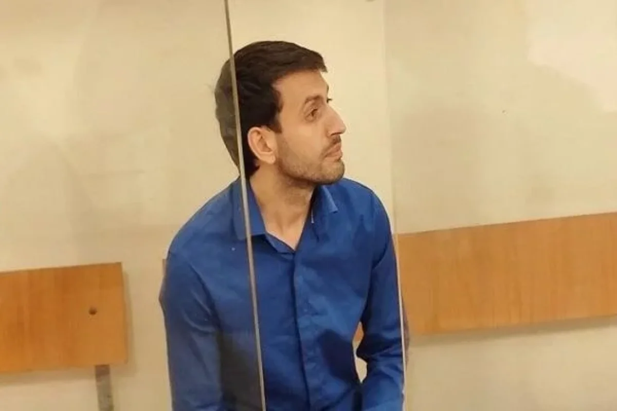 Sevgilisinin 90 mindən çox pulunu ələ keçirdi