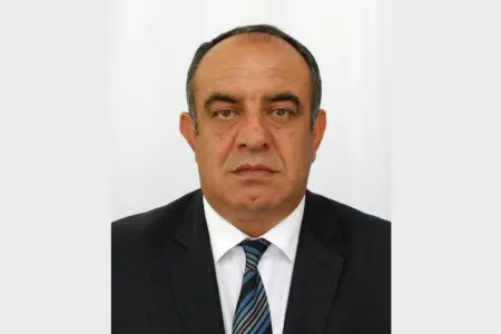 Saxlanılan icra başçısı bu yüksək vəzifəli şəxsin yaxın qohumudur