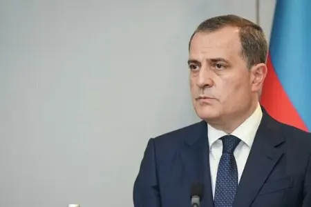 Ceyhun Bayramov İstanbula getdi