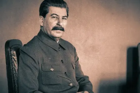 Stalin hökumət limuzinlərini niyə taksiyə çevirmişdi?