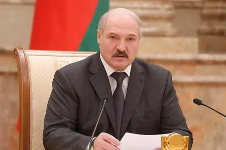 Lukaşenko onu Trampın xahişi ilə əfv etdi