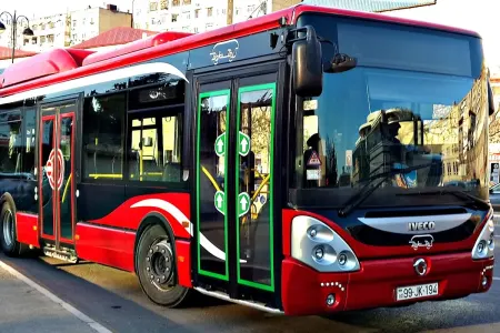 Bakıda avtobusdan istifadə edənlərin - NƏZƏRİNƏ