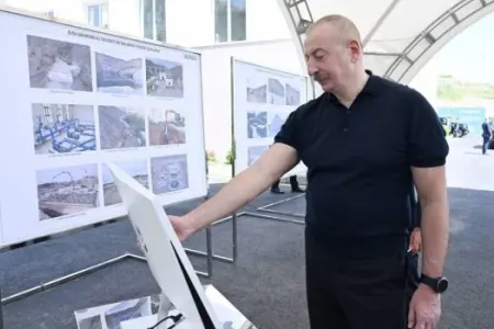 Prezident SCADA İdarəetmə Mərkəzinin açılışında