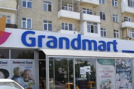 Işçilər arasında dava: - Müdir işçini ürəyindən bıçaqladı