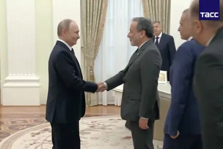 Putinlə Əraqçi GÖRÜŞDÜ - VİDEO