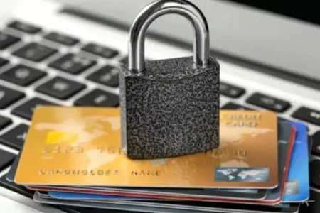 Bank kartlarımızdakı pulu necə qoruyaq?