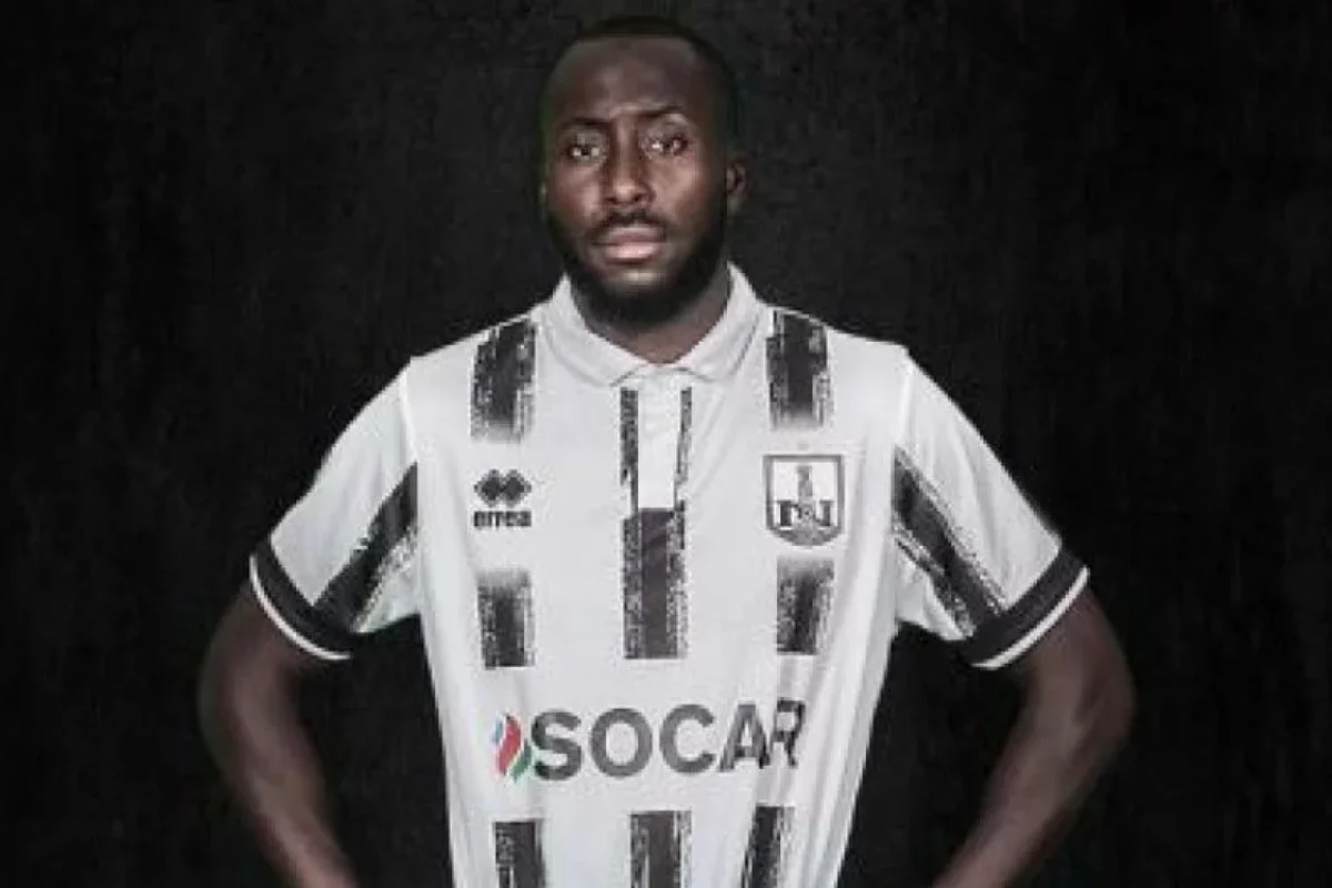 "Neftçi" daha bir futbolçusunu göndərdi