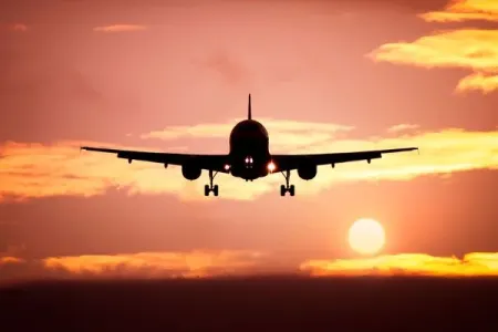 İran hava məkanını açdı