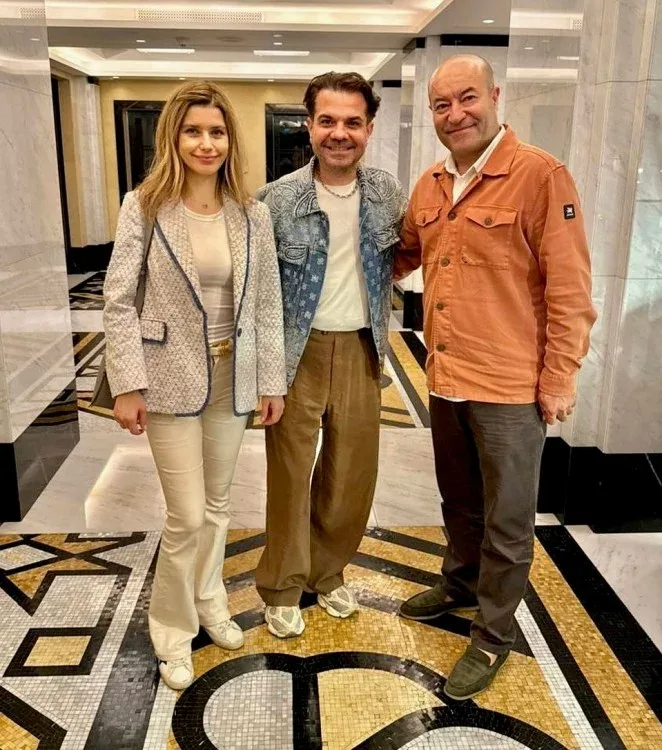 Beren Saat Bakıya gəldi - FOTO