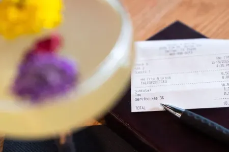 Restoranların 10 faizlik "soyğunçuluğu"