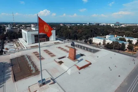 Qanun qəbul edildi: Rus dilindən imtina edir