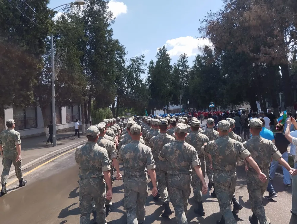 Xankəndidə Silahlı Qüvvələr Günü münasibətilə hərbçilərin yürüşü keçirildi - FOTO