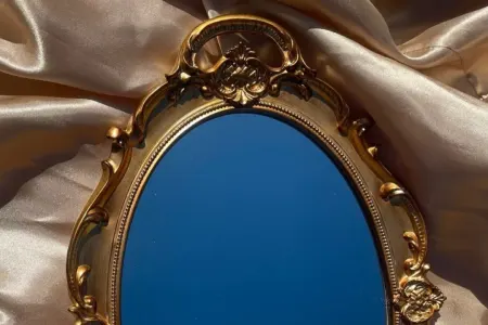 Cümə axşamının SİRRİ - Niyə aynaların üstü ÖRTÜLÜR?