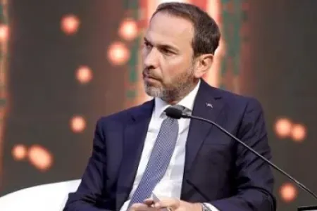 Bayraqdar erməni nazirlə görüşdü