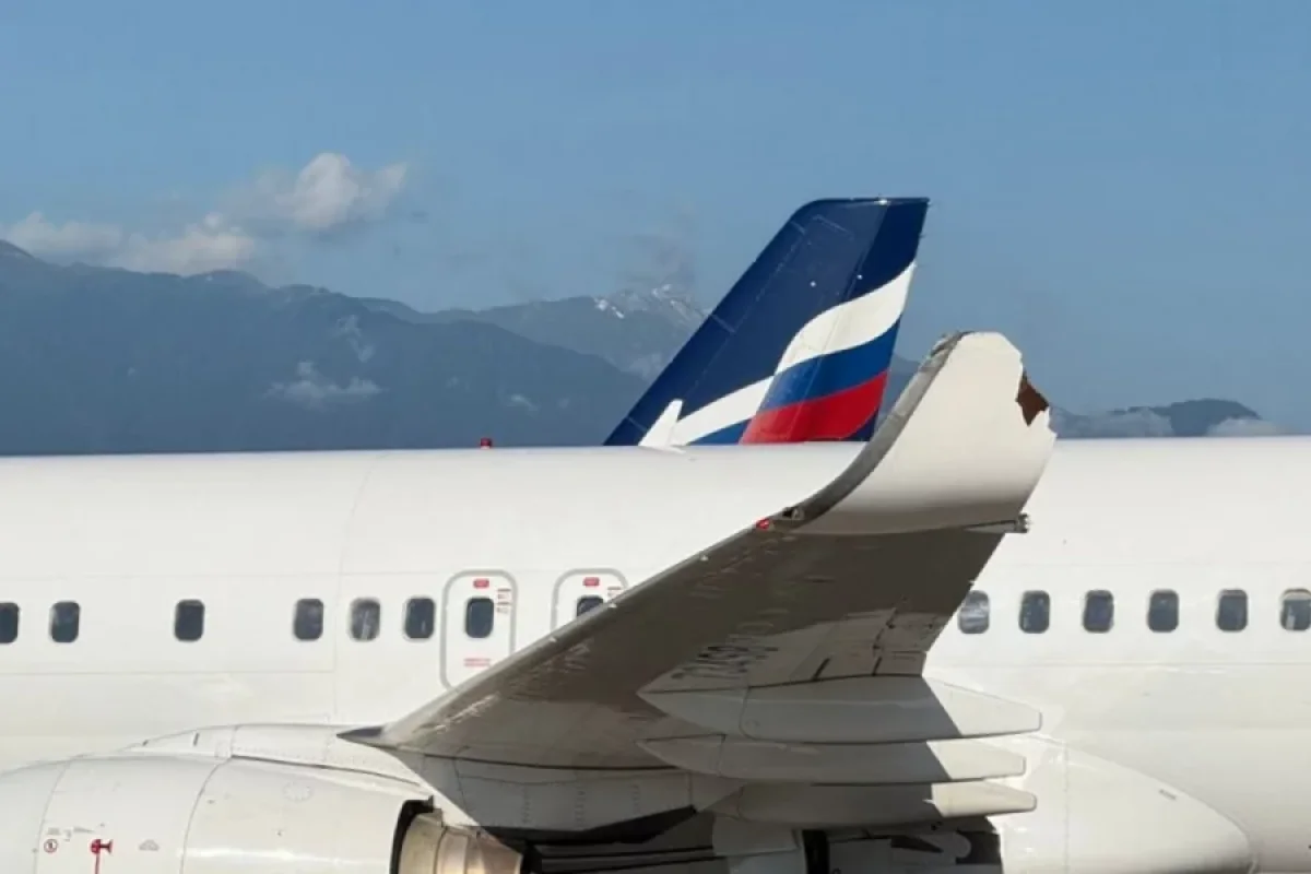 Rusiyada təyyarələr hava limanında - TOQQUŞDU