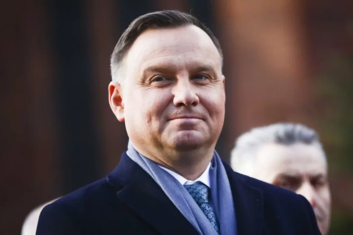 Zelenski Polşa Prezidentinə orden verdi