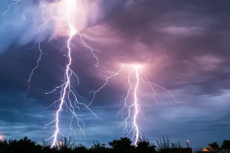 Bəzi yerlərdə yağış yağacaq, şimşək çaxacaq