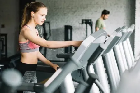 İdman zalında qadağan olunan əşya AÇIQLANDI