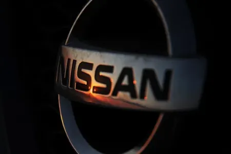 "Nissan" rekord itkilərlə üzləşdi