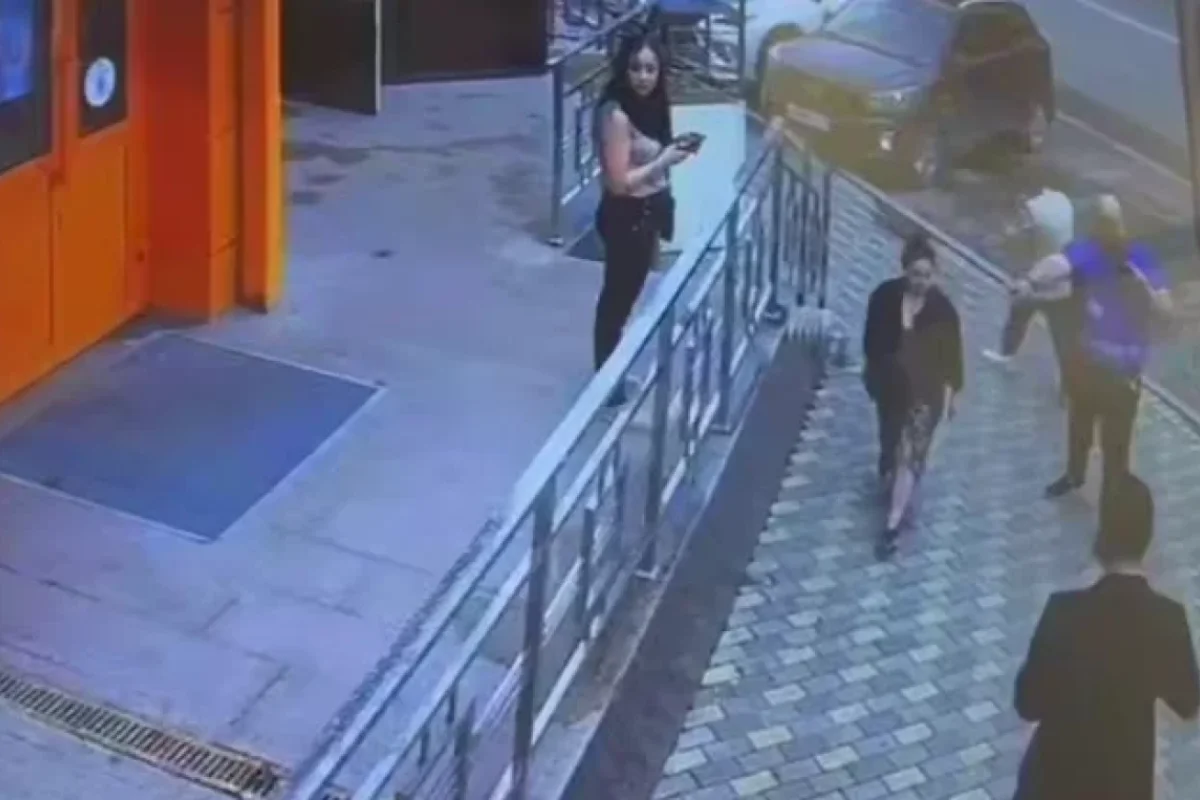 Yekaterinburqda azərbaycanlı qadına hücum etdilər - ANBAAN VİDEO