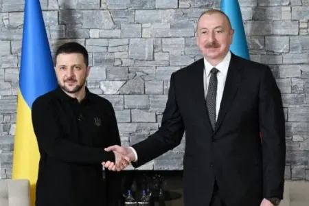 Vladimir Zelenski İlham Əliyevə zəng etdi