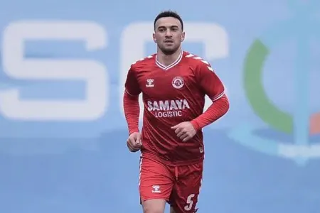 Qara Qarayevin həyatı kitaba çevrilir - FOTO