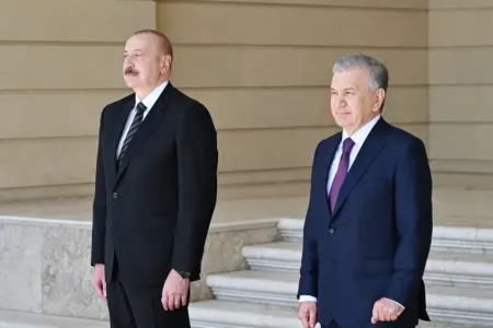 Bakıda “Özbəkistan” parkının təməli qoyuldu