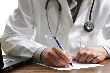 Azərbaycanlı müğənni sənətdən GETDİ