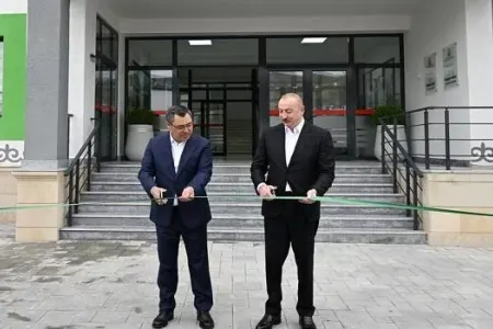 Prezidentlər Ayköl Manas adına məktəbin açılışını etdilər