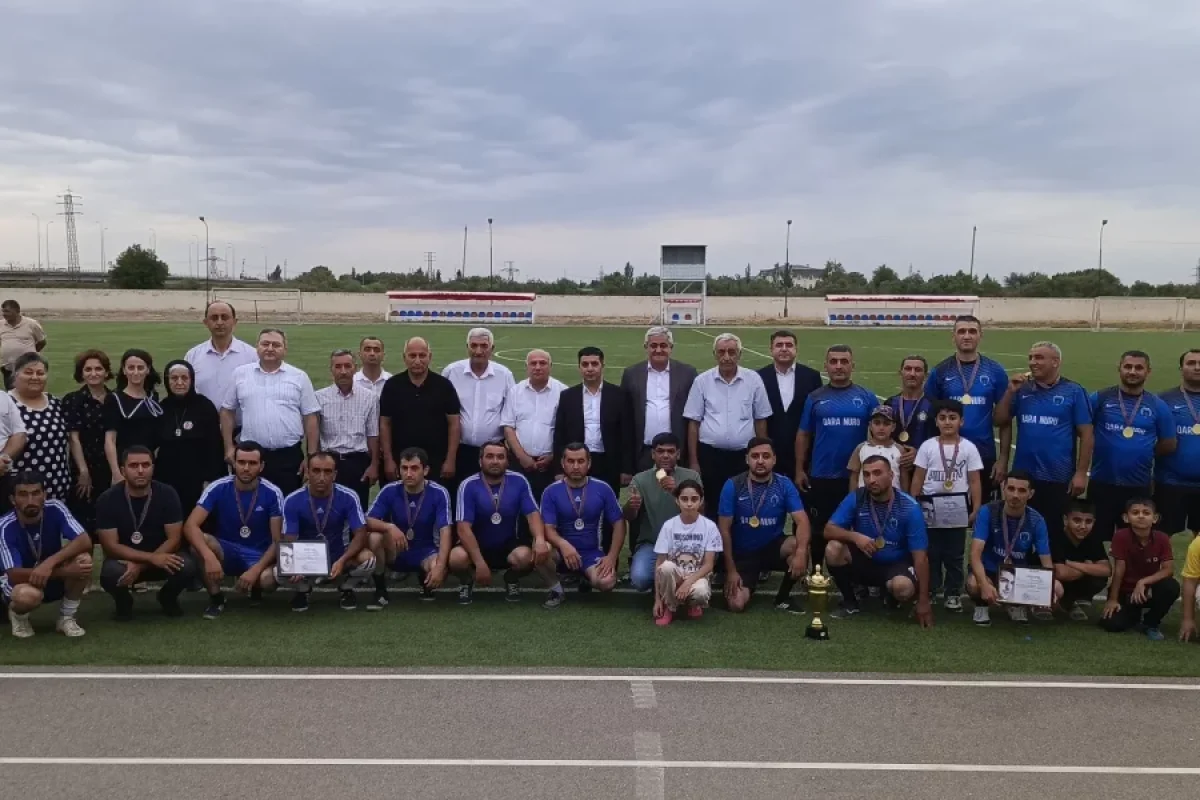 Qara Nuru məktəbi çempion - OLDU - FOTOLAR