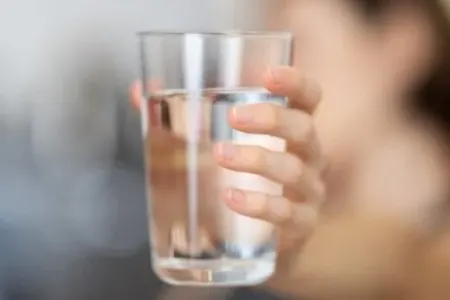 Az su içmək hansı fəsadlara yol açır?