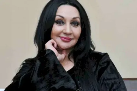 Azərbaycanda məni məhv etdilər - Xalq artisti