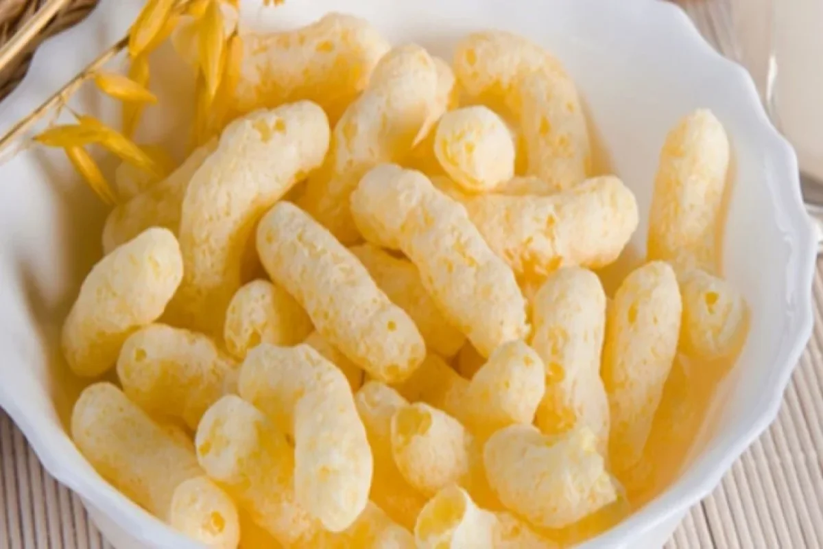 Qarğıdalı çubuqları nədən hazırlanır?