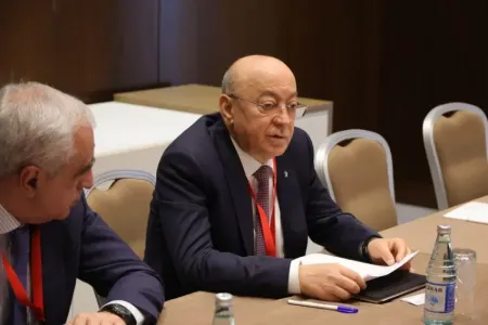 Kəmaləddin Heydərovla Rusiya FHN-in rəhbəri arasında ikitərəfli görüş oldu