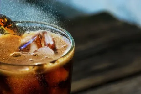 Günə 2 litr Cola içsəz, nə olacaq?