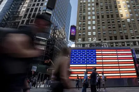 Dünyanın ən dəyərli texnologiya şirkətləri 72 min işçini işdən çıxardı