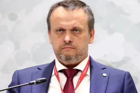 Yeni naziri 10 ilədək həbs gözləyir