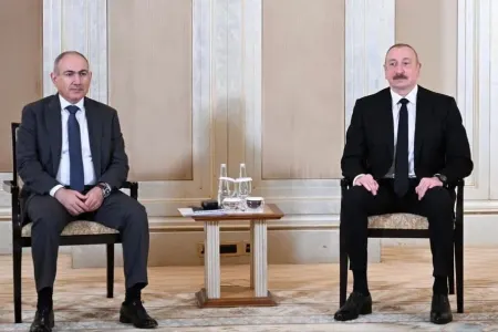 Əliyev-Paşinyan görüşü: - təkbətək müzakirə aparıldı – VİDEO
