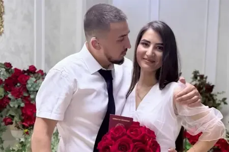 “Qızıma deyib ki, get özünü balkondan at yerə...”