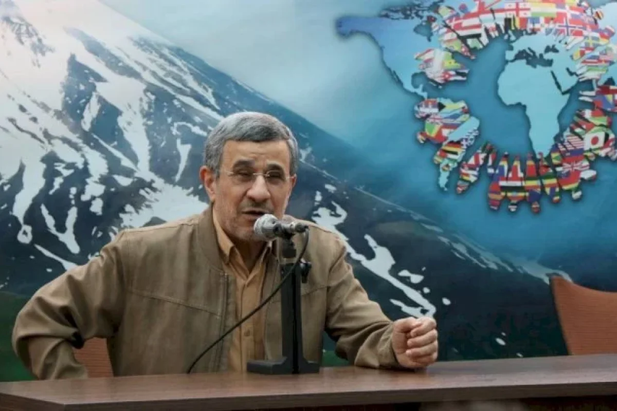 Əhmədinejad, nəhayət, gün işığına çıxdı