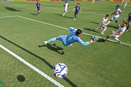 PSG Real Madridi 4-0 - MƏĞLUB ETDİ