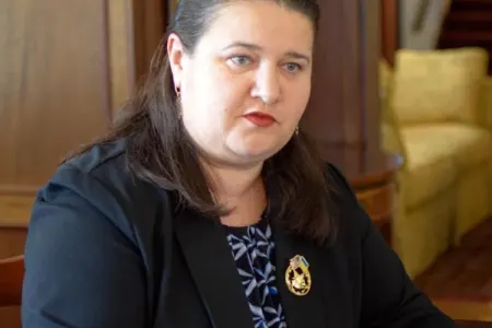Oksana Markarova vəzifəsindən azad edildi
