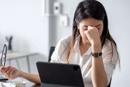 Gündəlik stresslə başa çıxmaq üçün nələr etməliyik?