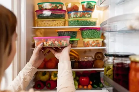 Soyuducunuzda sizi zəhərləyə biləcək bu 3 qida var