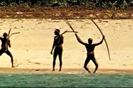 Dünyanın ən təhlükəli adası: - insanları OXLA ÖLDÜRÜRLƏR