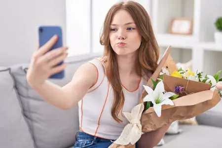 Selfi zamanı yol verilən - 5 geniş yayılmış səhv