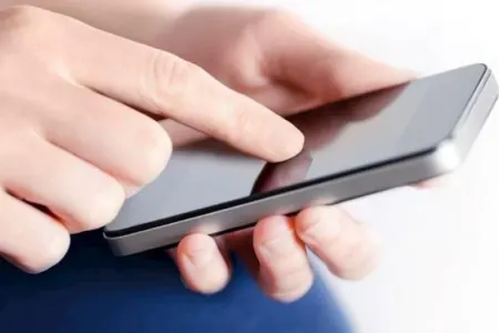 Telefonunuz başqaları tərəfindən izlənə bilər — AÇIQLAMA