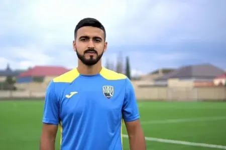 "Kəpəz" futbolçusu ilə müqaviləni yenilədi