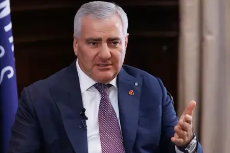 Rusiya Paşinyana qarşı yeni siyasi qüvvə yaradır